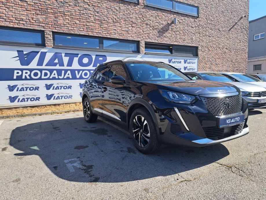 Peugeot 2008 1,2 | AUT.