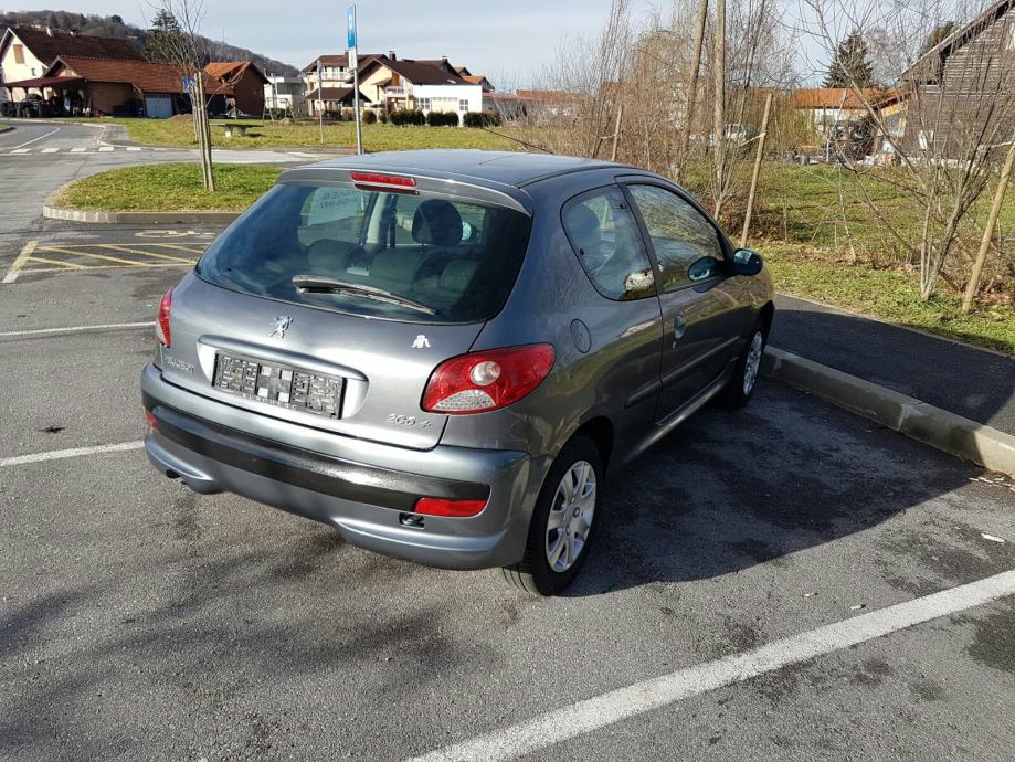 Peugeot 206 2010