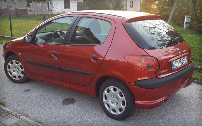 Peugeot 206 бензин