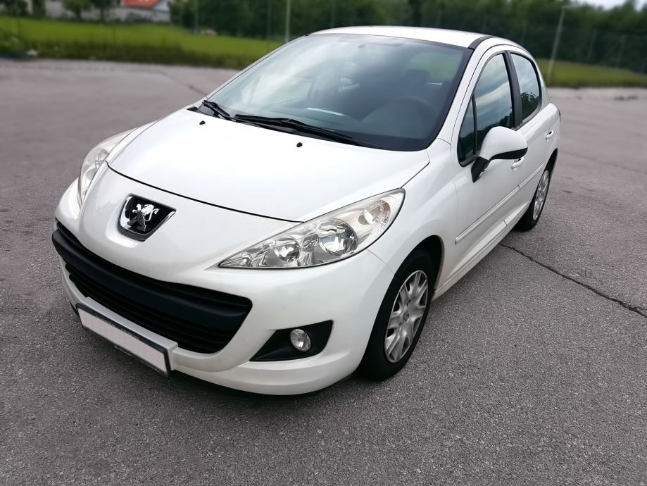 Peugeot 207 1,4 HDi - registriran do 10/2018, 2011 god.