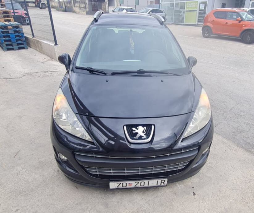 Peugeot 207 1,6 HDi reg.do 4/25. (091 355 6397)