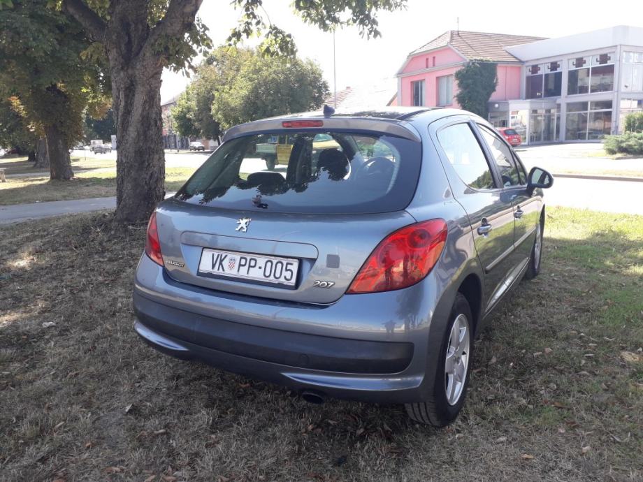 1 6 hdi peugeot