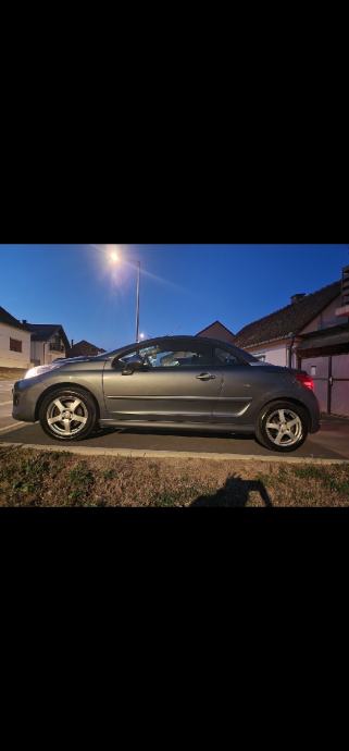 Peugeot 207 CC CC Sport 1,6 VTi