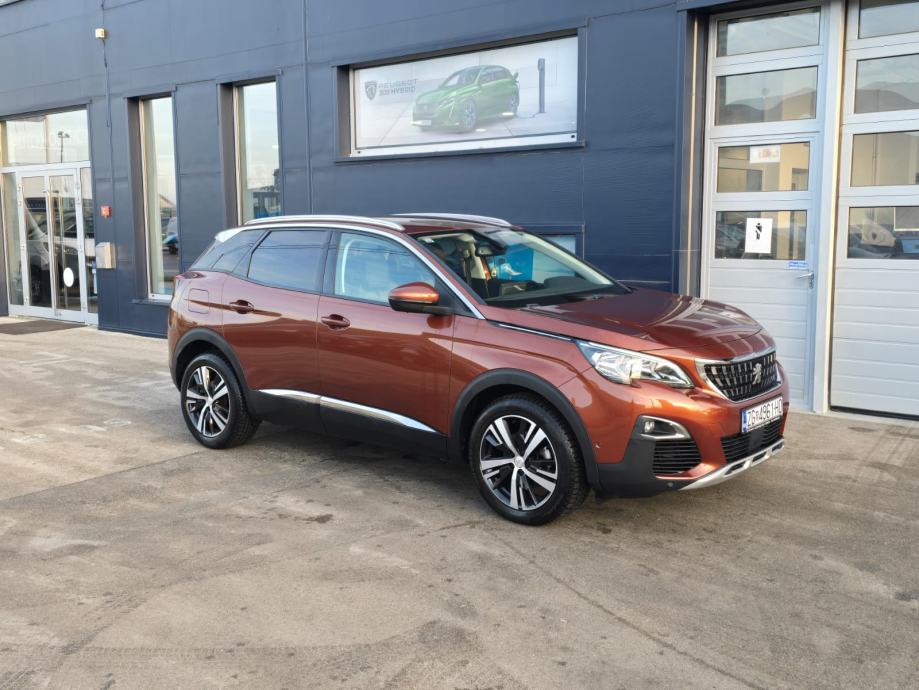 Peugeot 3008 1,5 BlueHDi 130 - DOSTUPAN ODMAH!