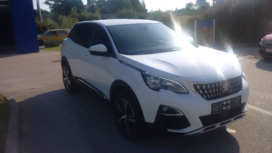 Peugeot 3008 1,6 Bluehdi 120KS ALLURE NOVI MODEL