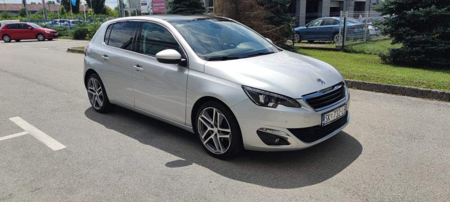 Peugeot 308 1,6 BlueHDi,88kw,automatik,Allure,NAVI,PANORAMA,BIXENON!!