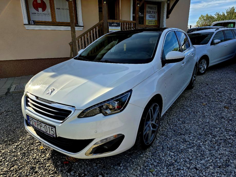 Peugeot 308 2,0 HDi 110 kw# Full Led, panorama,koža...#