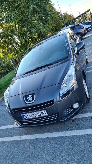 Peugeot 5008 1,6 VTi, benzin+LPG, kuka, 7 sjedala