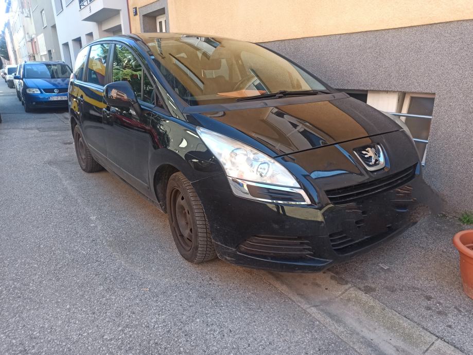 Peugeot 5008 Nije Uvoz Napravljen Veliki Servis 2011 God