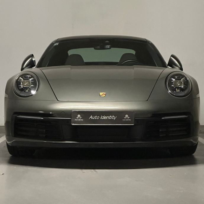 Porsche 992 Carrera 4, PDV, 7500 km