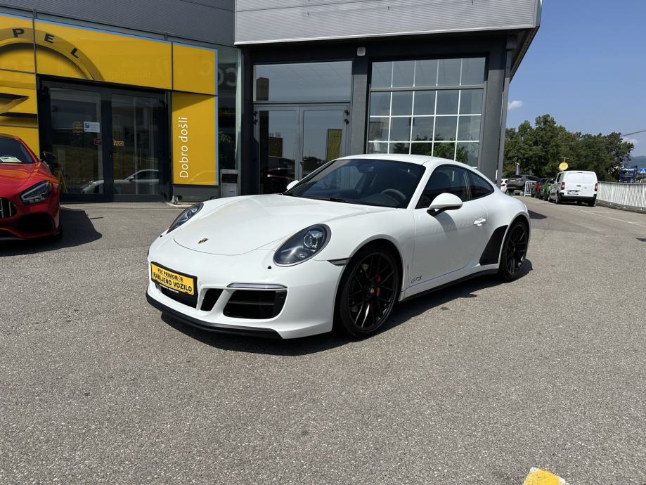 Porsche Carrera 991 GTS , Chrono paket, panoramski krov, 450ks