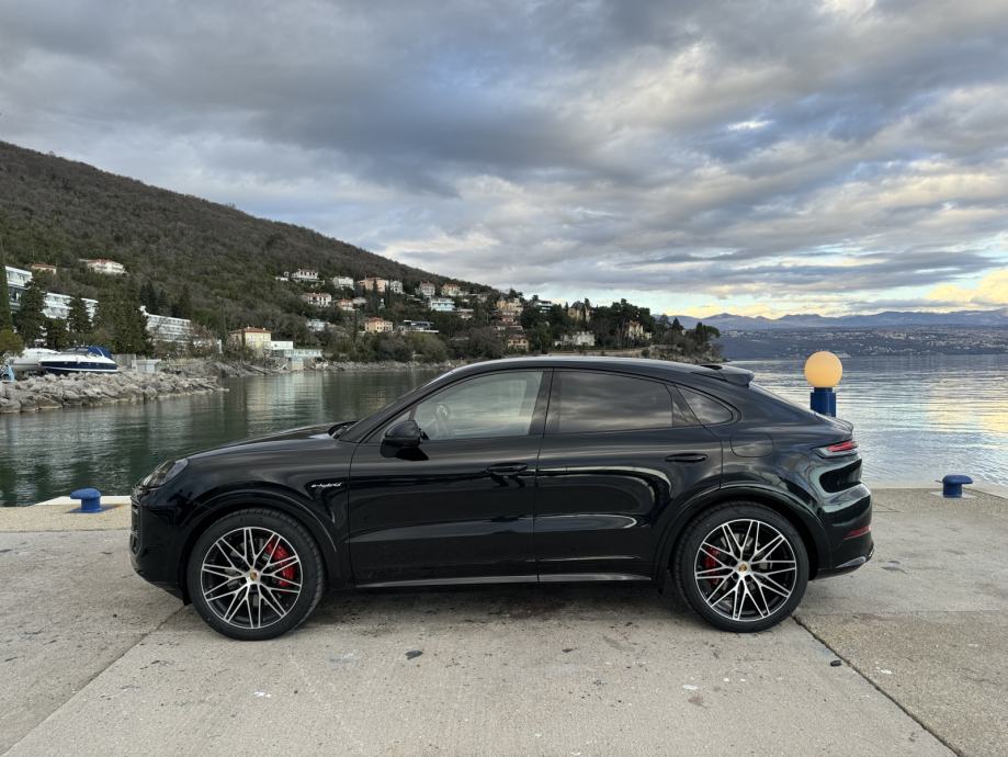 Porsche Cayenne S e-Hybrid Coupe by Classe, u PDVu, dugoročni najam