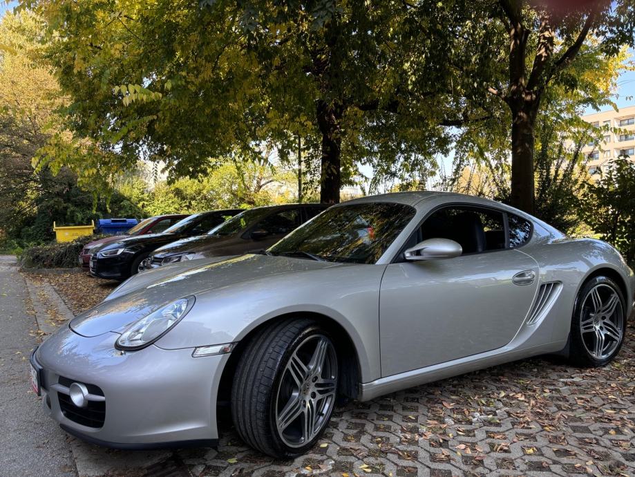 Porsche Cayman 987.1, samo 60k km, manual, očuvan, bez preinaka