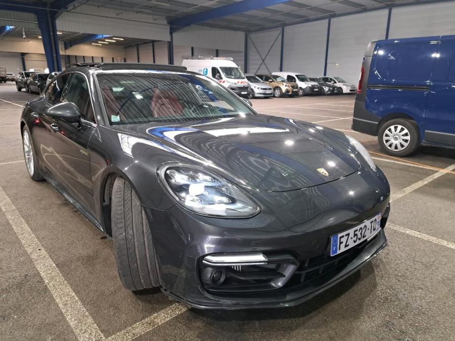 Porsche Panamera 4x4