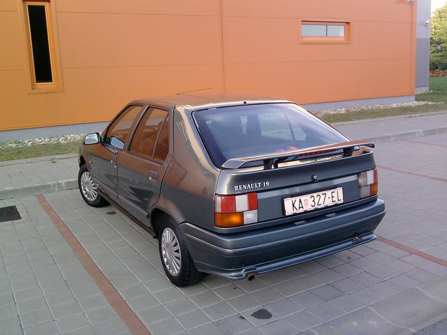 Renault 19 gts