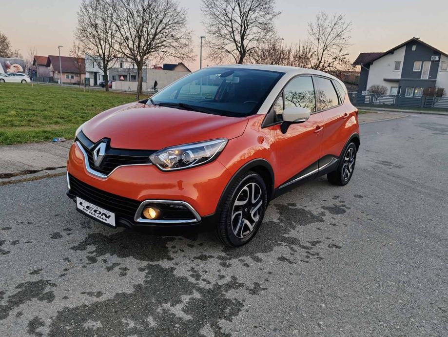 Renault Captur TCe 90  2013 god  Servisna knjiga