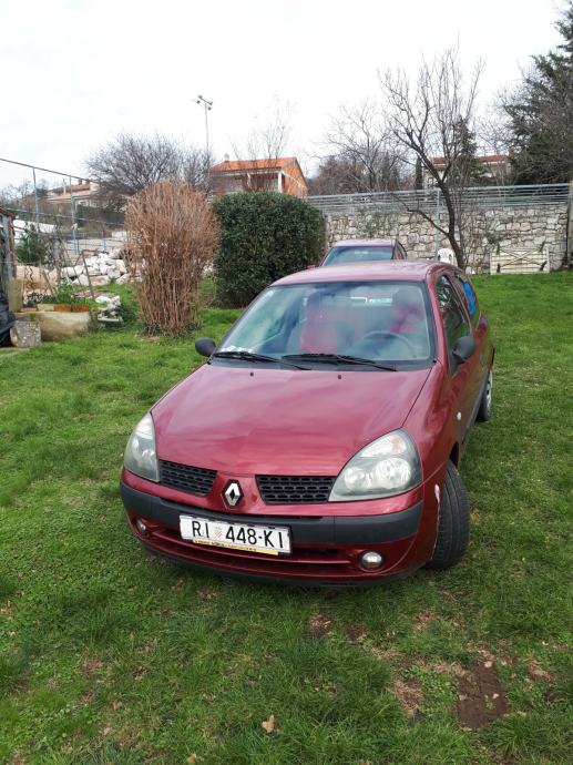 Renault Clio 1,2    2003 god. povoljno prodajem