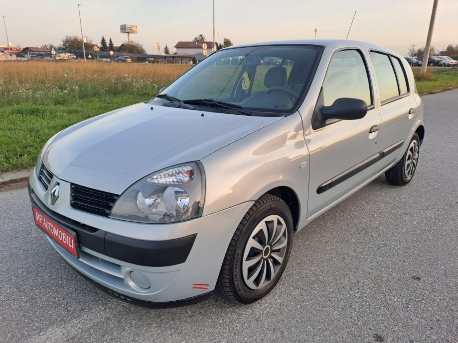 Renault Clio 1,2i-2004god.mod-141tkm,5 vrata,servo,zimske gume,KARTICE