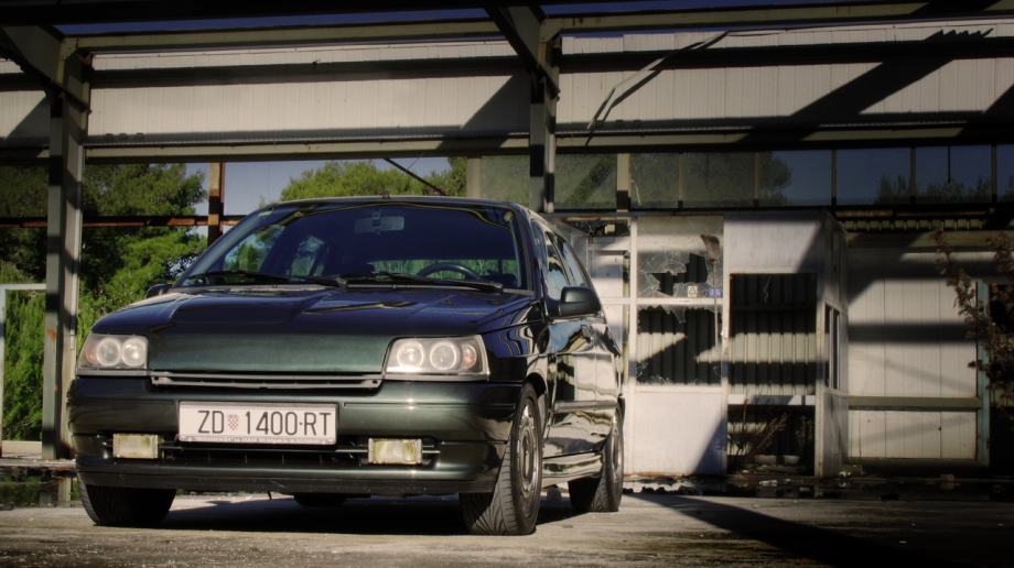 Renault Clio 1.4 RT LPG 1991.