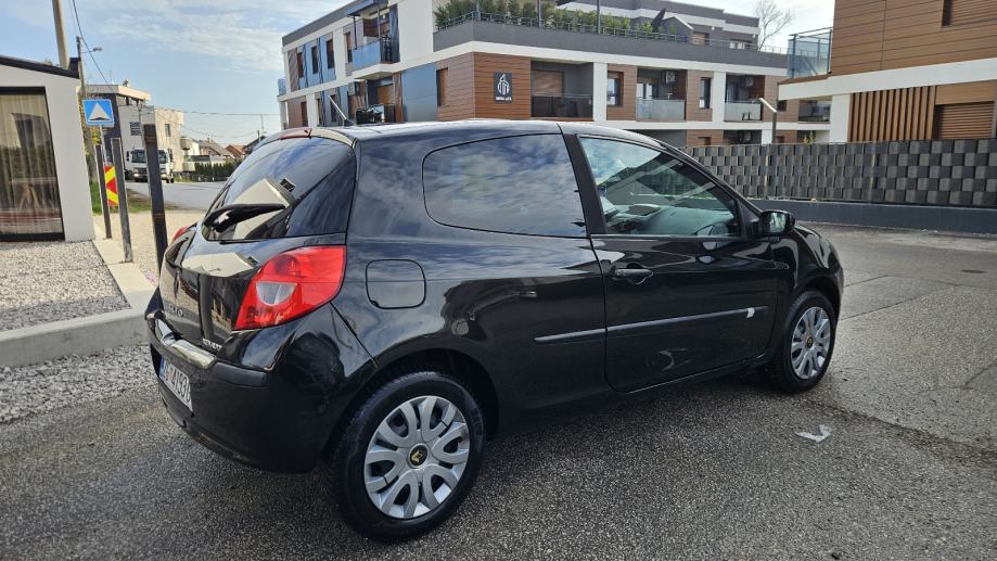 Renault Clio Dci God