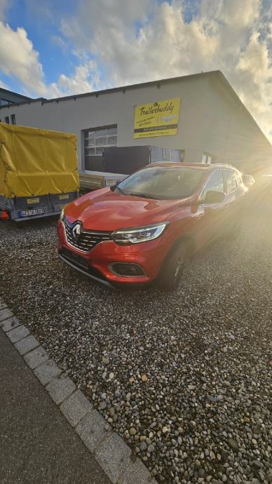 Renault Kadjar 1.3 BENZIN, BOSE, NAVI, KAMERA, SERVISNA