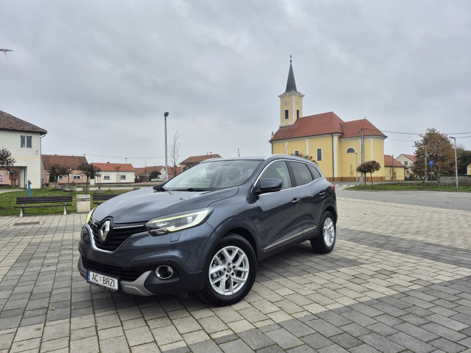 Renault Kadjar TCe130 Navigacija,grijanje prednje šajbe,senzori,Keyles