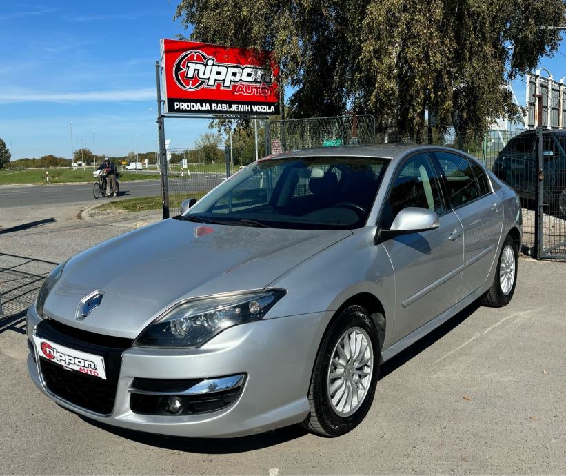 Renault Laguna 1,5 dCi NAVI - AUT.DVOZ.KLIMA - ALU - REG:06/2025