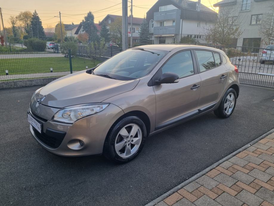 Renault Megane 1.6 16V  2012g. Reg:04/25 146 TKm 100% SERVISNA  *PLIN*