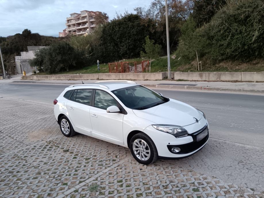 Renault Megane karavan,1.5dci,reg 9mj/25g,KLIMA,HR AUTO,veliki servis