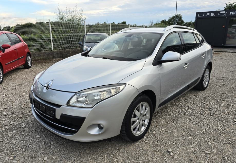 Renault Megane SW 1,5 dCi LUX, 1. Vlasnik, servisna REZERVIRAN❗️❗️❗️