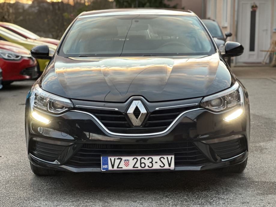 Renault Megane Tce God