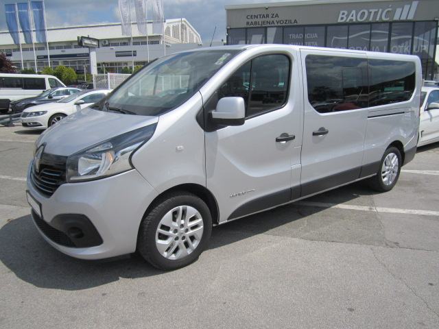 Renault trafic grand