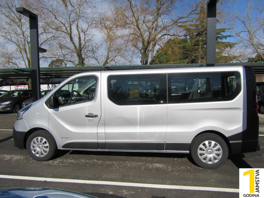 Renault trafic grand