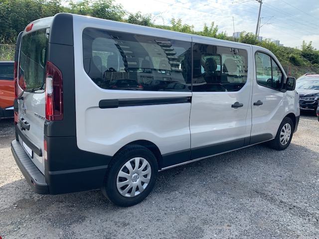 Renault trafic grand