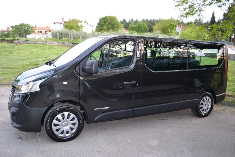 Renault trafic grand