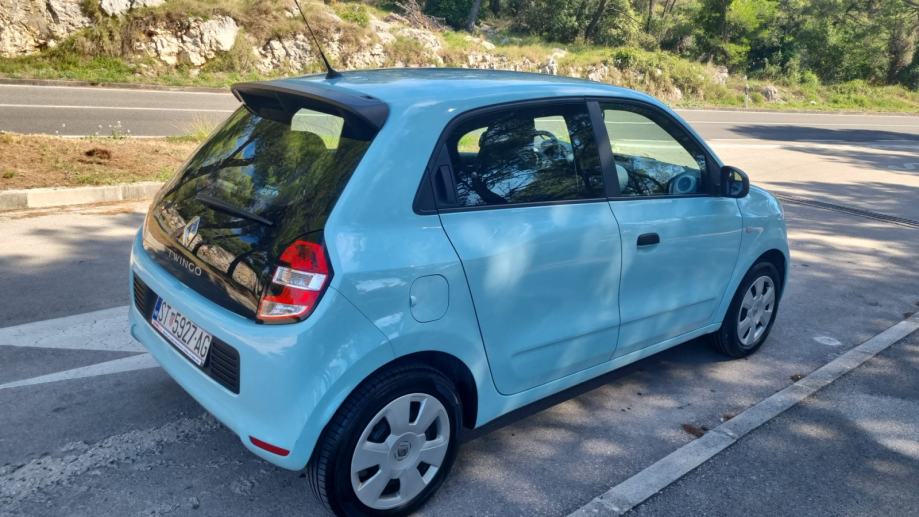 Renault Twingo 1.0 / 2016.g - REG DO 10/2025 - 78000 km