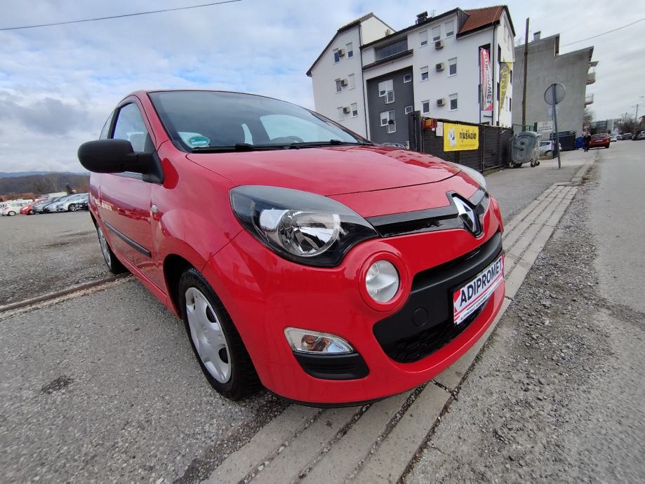 Renault Twingo 1.2☆☆NOVOGODIŠNJA AKCIJA -300€☆☆REG. 1 GOD.☆☆