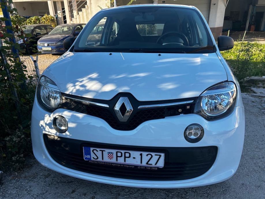 Renault Twingo SCe G 2015. REG 11/2025