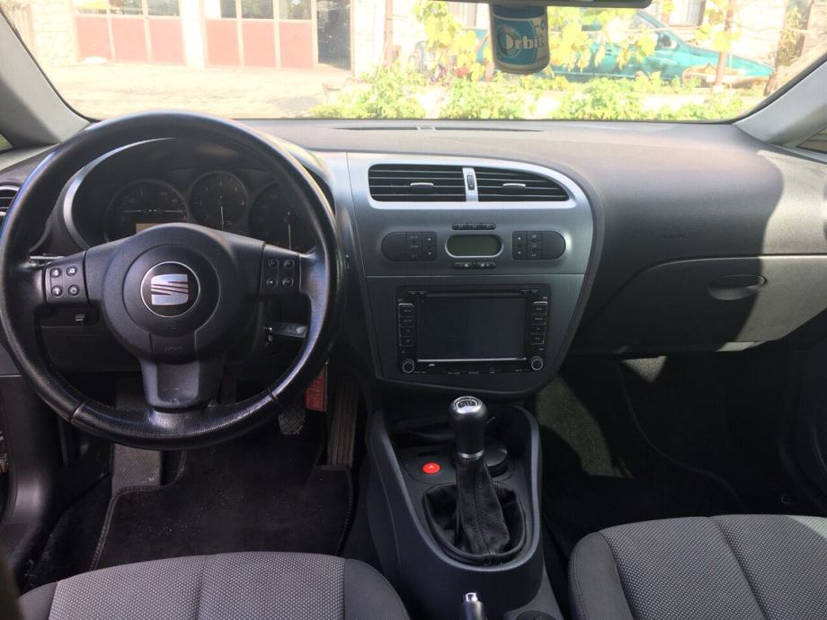 Seat Leon 1,9 TDI Stylance + aerodynamic kit,navigacija ...