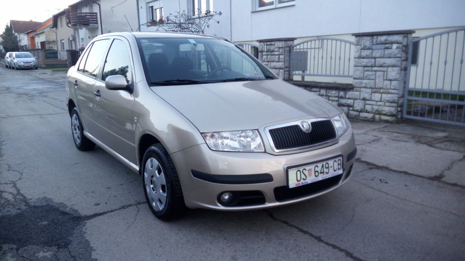 Skoda fabia sedan