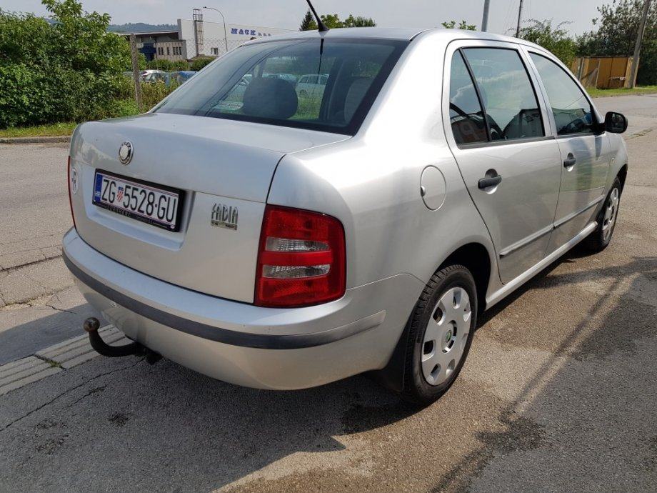 Skoda fabia sedan