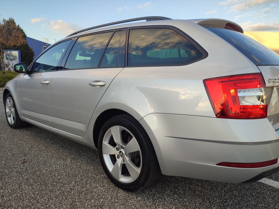 Škoda Octavia Combi 1,5 STYLE DSG 7  BR..2020 GOD.REG 8/25.EURO 6