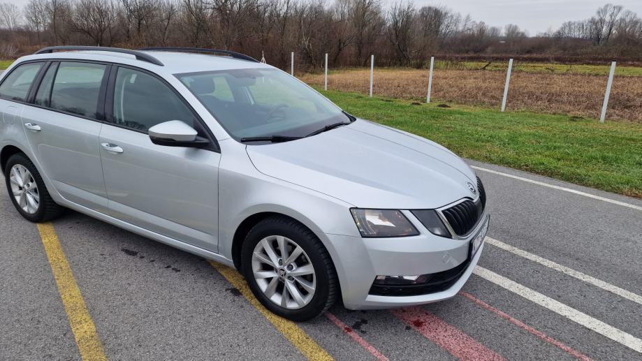 Škoda Octavia Combi 1,6 TDI DSG automatik 127tkm