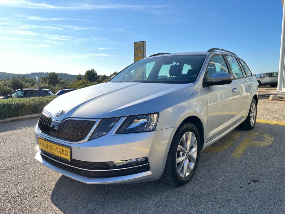 Škoda Octavia Combi 1,6 TDI Style - GARANCIJA