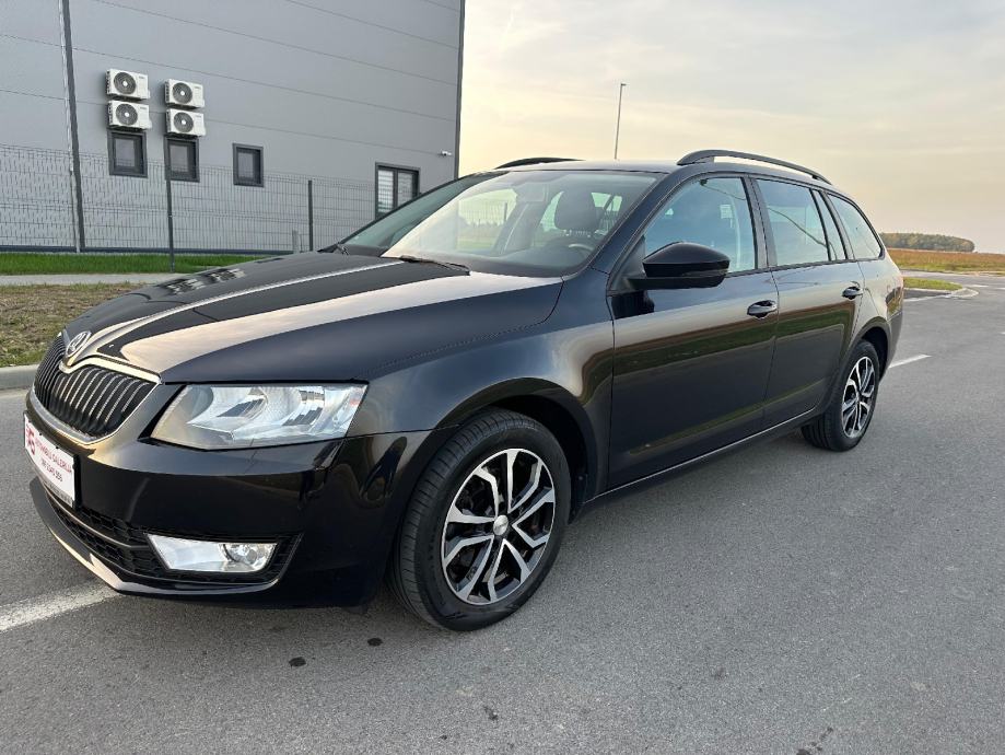 Škoda Octavia Combi 2,0 TDI 130 000 KM,  NAVI, ALU, AUT. KLIMA, TEMP.