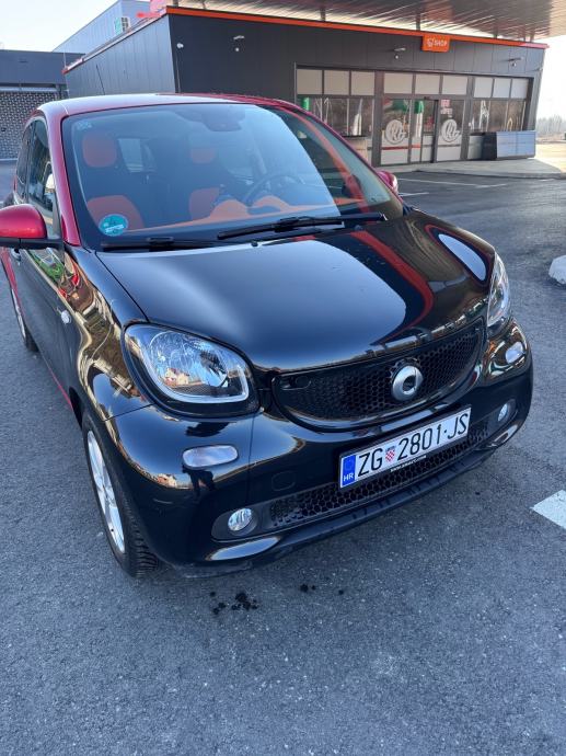 Smart forfour 30.000 km NOVO!!