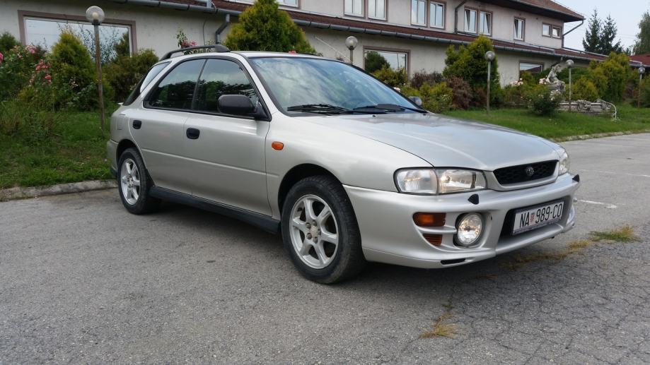 Subaru impreza gf8