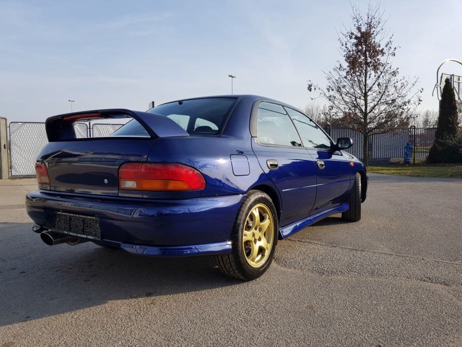 Subaru impreza 555