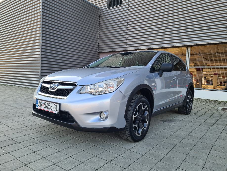 Subaru XV 2,0 D 4x4 * 2014 god * 204.000 km * Servisna * Nove gume *