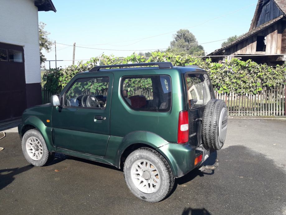 Suzuki jimny 2011